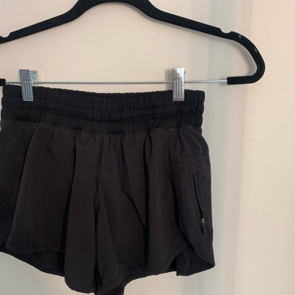 LULULEMON - black running shorts - Picture 3 of 4